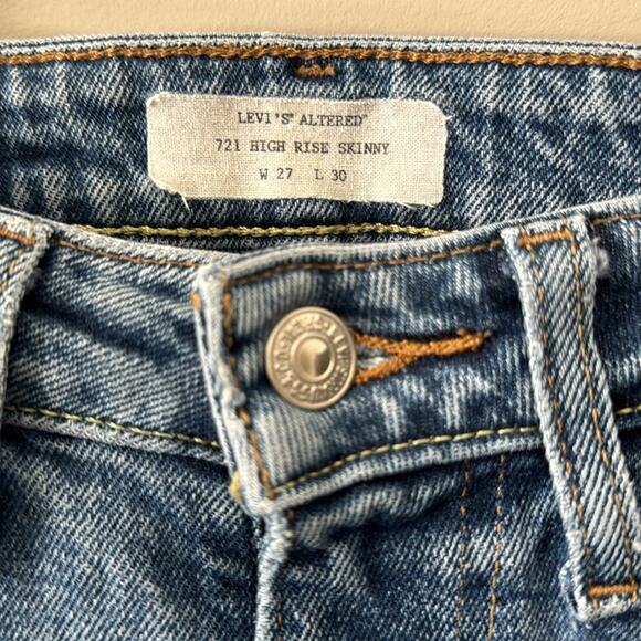 LEVIS 721 HIGH RISE SKINNY DISTRESSED TRUE JEANS SIZE 27 - Picture 3 of 6